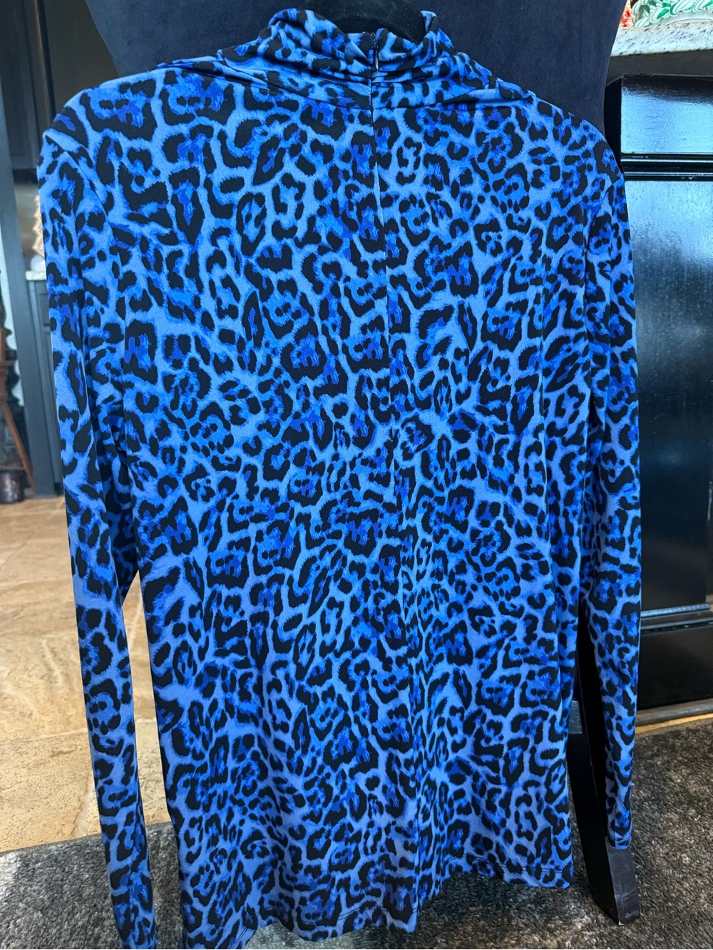 Susan Graver Blue and Black Leopard Print Long Sleeve Top - Picture 3 of 5
